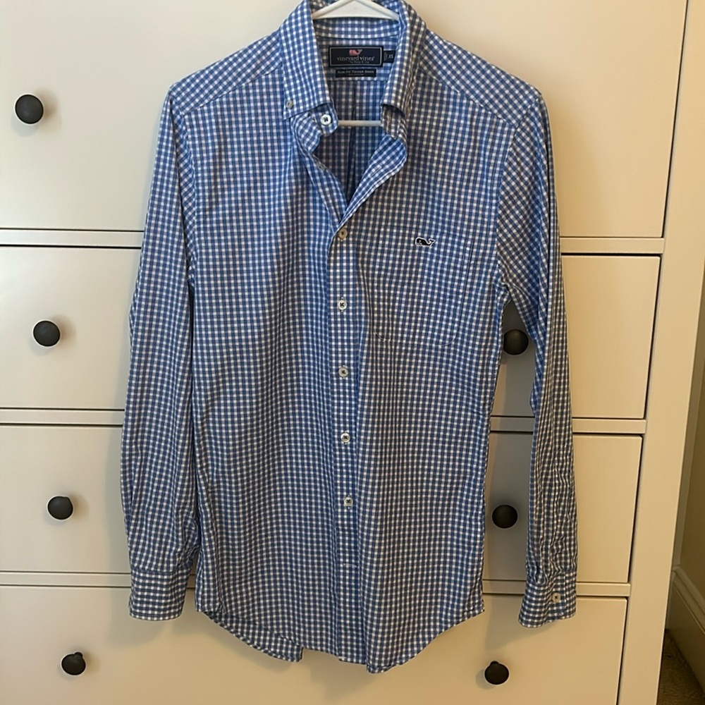 Vineyard Vines. XS SLIMFIT Tucker shirt